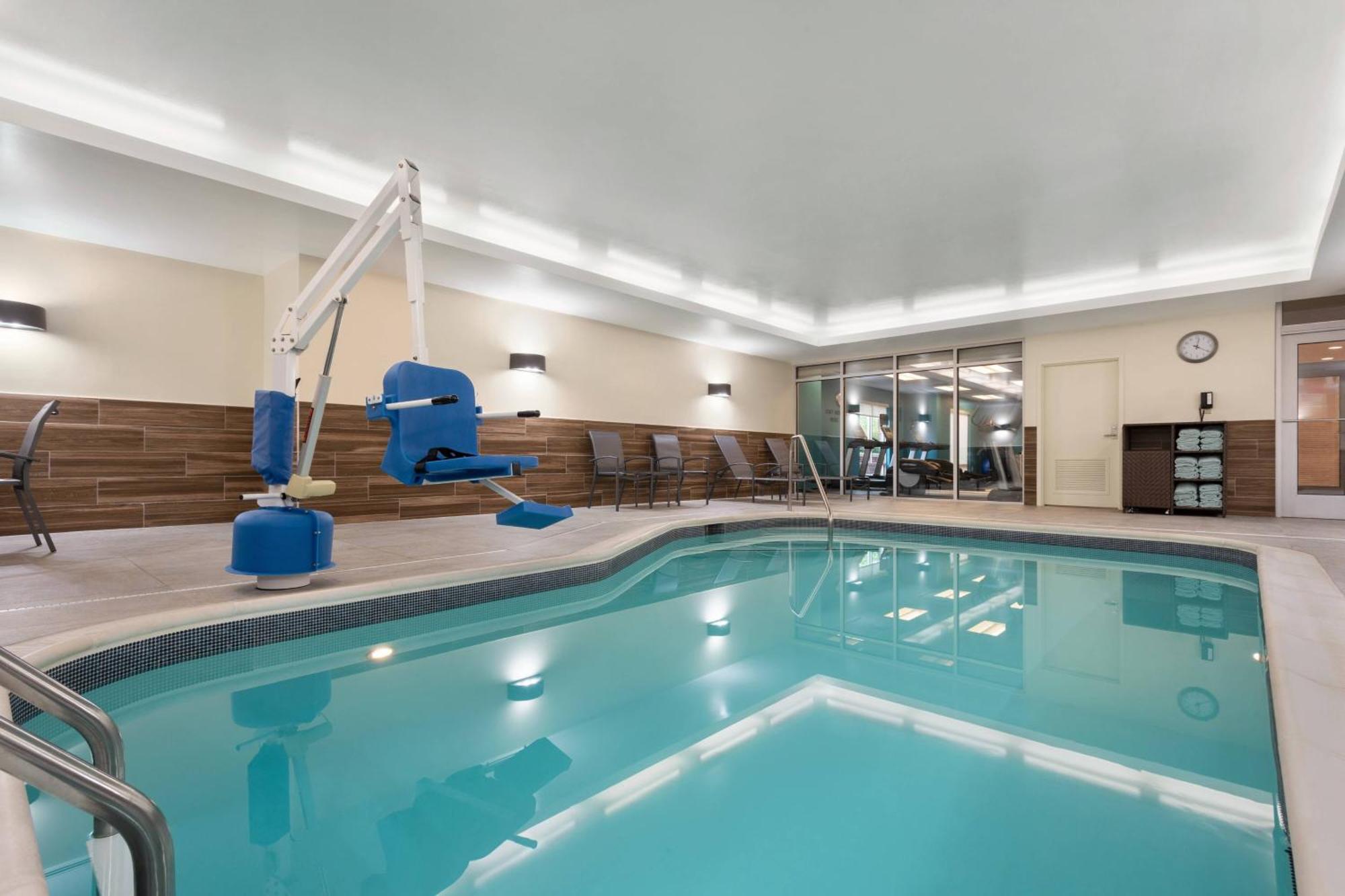 Fairfield Inn & Suites By Marriott Charlottesville Downtown/University Area Eksteriør bilde